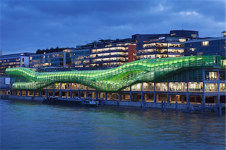 francia - Les Docks, Cite de la Mode et du Design Museum, Quai de Austerlitz, Paris, Ile de France, France, Europe Foto de stock - Con derechos protegidos, Código: 841-07354800