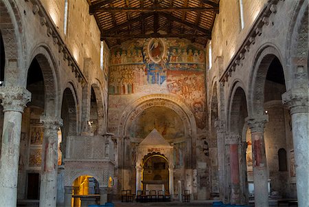 simsearch:841-09163395,k - Interior of Santa Maria Maggiore Church, Tuscania, Viterbo province, Latium, Italy, Europe Stockbilder - Lizenzpflichtiges, Bildnummer: 841-07355081