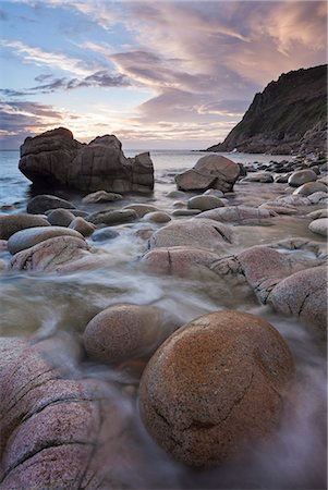 simsearch:841-07590339,k - Rocky shores of Porth Nanven at sunset, Cornwall, England, United Kingdom, Europe Photographie de stock - Rights-Managed, Code: 841-07355134