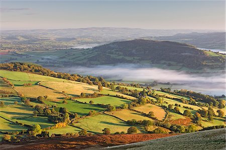 simsearch:841-06343489,k - Rolling countryside in the Brecon Beacons National Park, Powys, Wales, United Kingdom, Europe Foto de stock - Direito Controlado, Número: 841-07355131