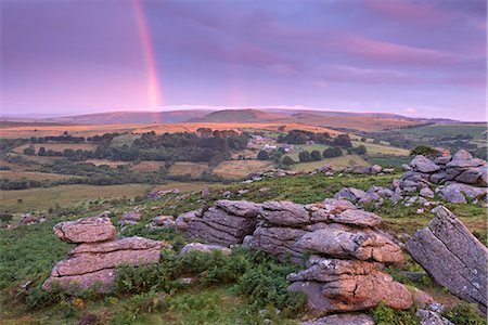 simsearch:841-07782489,k - Rainbow over Dartmoor at dawn in summer, Holwell Tor, Dartmoor, Devon, England, United Kingdom, Europe Stockbilder - Lizenzpflichtiges, Bildnummer: 841-07355206