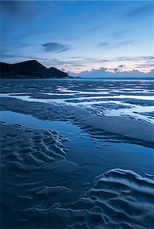 simsearch:841-07355189,k - Low tide on Crackington Haven Beach during twilight, Cornwall, England, United Kingdom, Europe Photographie de stock - Rights-Managed, Code: 841-07355203