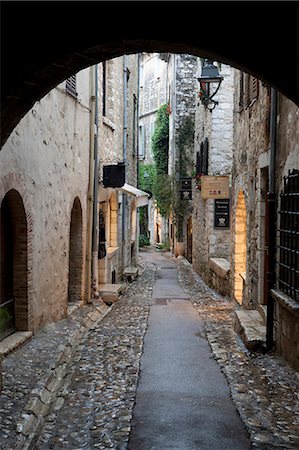 european street scene - Cobbled alleyway, Saint-Paul-de-Vence, Provence-Alpes-Cote d'Azur, Provence, France, Europe Stock Photo - Rights-Managed, Code: 841-07355272