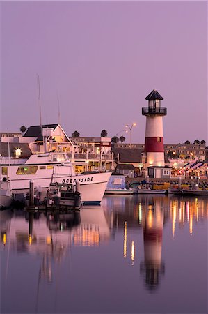 simsearch:841-07457507,k - Oceanside Harbor Village Lighthouse, City of Oceanside, California, United States of America, North America Stock Photo - Rights-Managed, Code: 841-07457507