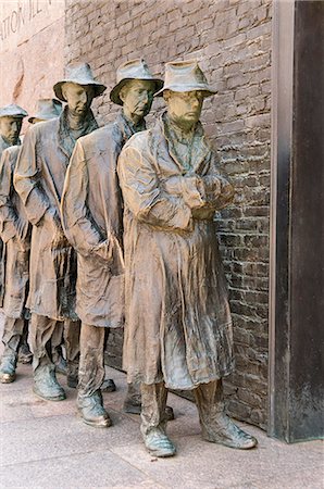 Statue of a Great Depression bread line at the Franklin D. Roosevelt Memorial,  Washington, D.C., United States of America, North America Photographie de stock - Rights-Managed, Code: 841-07457534