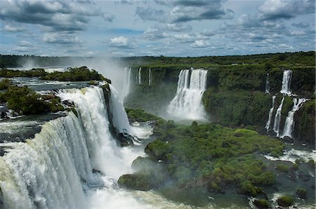 simsearch:841-06501567,k - Foz de Iguazu (Iguacu Falls), the largest waterfalls in the world, Iguacu National Park, UNESCO World Heritage Site, Brazil, South America Foto de stock - Con derechos protegidos, Código: 841-07457600