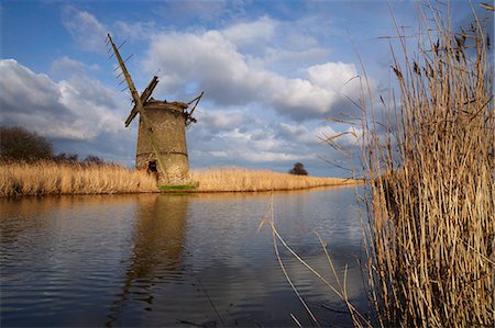 The late18th century Brograve Mill on a winter morning near Horsey, Norfolk, England, United Kingdom, Europe Photographie de stock - Rights-Managed, Code: 841-07457750