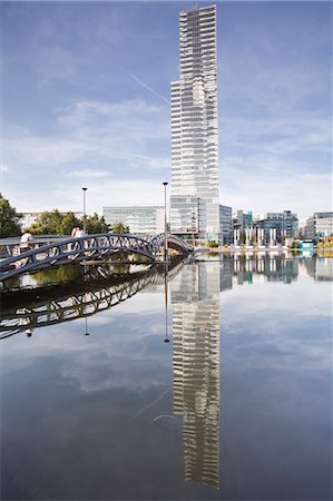 Modern architecture in Mediapark, Cologne, North Rhine-Westphalia, Germany, Europe Photographie de stock - Rights-Managed, Code: 841-07457898