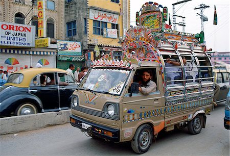 simsearch:841-07540475,k - Decorated bus, Islamabad, Pakistan Stock Photo - Rights-Managed, Code: 841-07523451