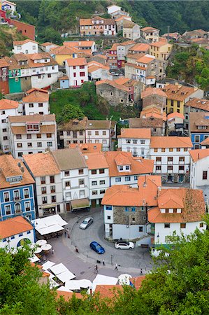 Fishing village of Cudillero in Asturias, Spain Foto de stock - Con derechos protegidos, Código: 841-07523703