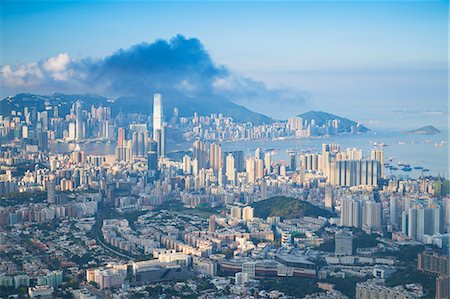 simsearch:841-09119254,k - View of Kowloon and Hong Kong Island at dawn, Hong Kong, China, Asia Photographie de stock - Rights-Managed, Code: 841-07523957