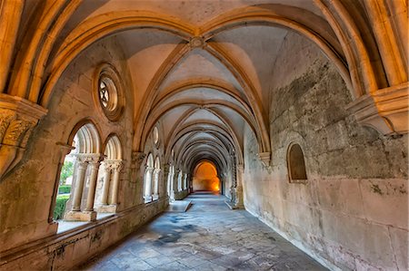 Cloister of King Dinis, Santa Maria Monastery, UNESCO World Heritage Site, Alcobaca, Estremadura, Portugal, Europe Photographie de stock - Rights-Managed, Code: 841-07540346