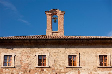 Palazzo del Capitano del Popolo, Palace of the Captain of the People, in Piazza Grande in Montepulciano, Tuscany, Italy Stock Photo - Rights-Managed, Code: 841-07540604