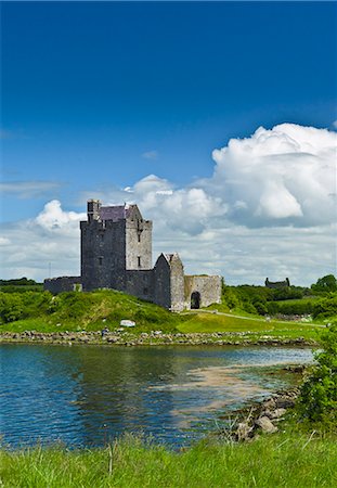 Dunguaire Castle, restored 16th Century tower house, Kinvara, County Galway, Ireland Stock Photo - Rights-Managed, Code: 841-07540827