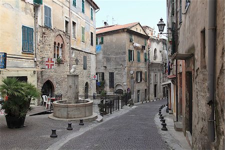 simsearch:841-03067051,k - Ventimiglia, Medieval, Old Town, Liguria, Imperia Province, Italy, Europe Foto de stock - Direito Controlado, Número: 841-07541103
