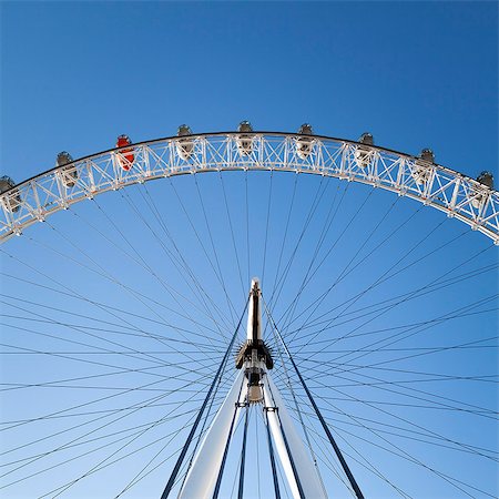 The London Eye on a bright sunny day, London, England, United Kingdom, Europe Foto de stock - Con derechos protegidos, Código: 841-07589771
