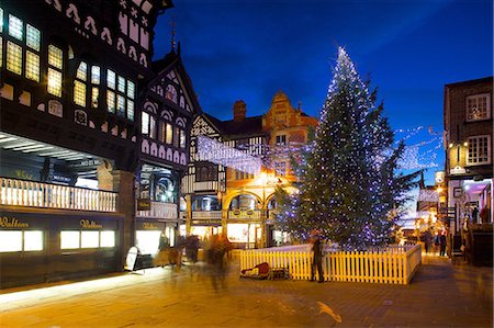 East Gate Street at Christmas, Chester, Cheshire, England, United Kingdom, Europe Foto de stock - Con derechos protegidos, Código: 841-07590525