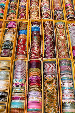 Traditional Indian bangles at The Amber Fort a Rajput fort built 16th Century in Jaipur, Rajasthan, Northern India Stock Photo - Rights-Managed, Code: 841-07600098