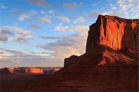 red cliff - Red cliffs at sunset, Monument Valley Navajo Tribal Park, Utah and Arizona border, United States of America, North America Fotografie stock - Rights-Managed, Codice: 841-07600139