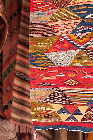 simsearch:841-05786051,k - Carpet Merchant in the Medina, Marrakech, Morocco, North Africa, Africa Foto de stock - Con derechos protegidos, Código: 841-07653217