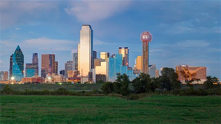 dallas city architectural buildings - Dallas cty skyline and the Reunion Tower, Texas, United States of America, North America Stock Photo - Rights-Managed, Code: 841-07653327