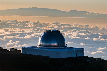 Observatory on Mauna Kea at sunset, Big Island, Hawaii, United States of America, Pacific Foto de stock - Con derechos protegidos, Código: 841-07653402