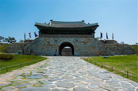 simsearch:841-07653422,k - Huge stone walls around  the fortress of Suwon, UNESCO World Heritage Site, South Korea, Asia Foto de stock - Con derechos protegidos, Código: 841-07653431