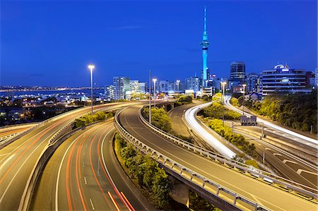 simsearch:841-07653336,k - Sky Tower and Southern Motorway 1 viewed from Hopetoun Street, Auckland, North Island, New Zealand, Pacific Photographie de stock - Rights-Managed, Code: 841-07653507
