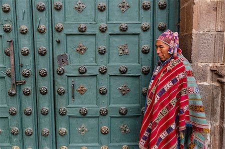 The entrance door to Capilla de San Ignacio de Loyola on Plaza de Armas, Cuzco, Peru, South America Foto de stock - Con derechos protegidos, Código: 841-07673388