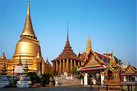 Wat Phra Kaew inside the Royal Palace, Bangkok, Thailand, Southeast Asia, Asia Stock Photo - Rights-Managed, Code: 841-07673492