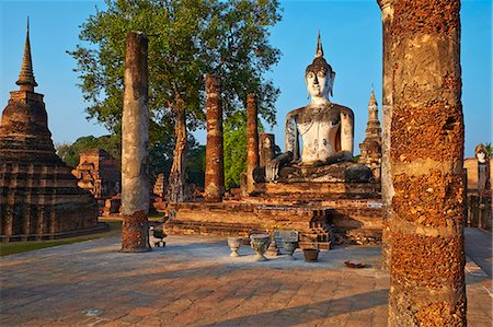 religious building - Wat Mahatat, Sukhothai Historical Park, UNESCO World Heritage Site, Sukhothai, Thailand, Southeast Asia, Asia Stock Photo - Rights-Managed, Code: 841-07673514