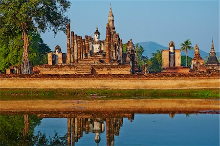 simsearch:841-08239962,k - Wat Mahatat, Sukhothai Historical Park, UNESCO World Heritage Site, Sukhothai, Thailand, Southeast Asia, Asia Photographie de stock - Rights-Managed, Code: 841-07673519