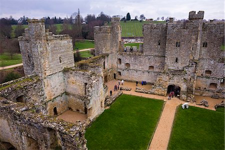 english stone wall - Bodiam Castle, East Sussex, England, United Kingdom, Europe Stock Photo - Rights-Managed, Code: 841-07781876