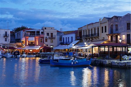 rethymno - Old Venetian harbour, taverns on seaside, Rethymno, Rethymnon, Crete, Greek Islands, Greece, Europe Photographie de stock - Rights-Managed, Code: 841-07781958