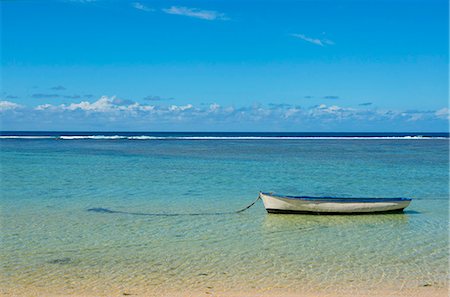 simsearch:841-02901625,k - An old wooden boat moored inside the reef, Mauritius, Indian Ocean, Africa Stock Photo - Rights-Managed, Code: 841-07782137