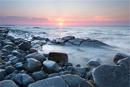 seaweed - Sunset over the Bristol Channel from Kilve Beach, Somerset, England, United Kingdom, Europe Stock Photo - Rights-Managed, Code: 841-07782488