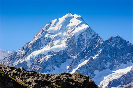 famous places of new zealand - Mount Cook, the highest mountain in New Zealand, UNESCO World Heritage Site, South Island, New Zealand, Pacific Stock Photo - Rights-Managed, Code: 841-07782698