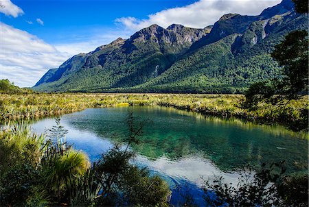 simsearch:841-07782744,k - Mountains reflecting in the Mirror Lakes, Eglinton Valley, Fiordland National Park, UNESCO World Heritage Site, South Island, New Zealand, Pacific Photographie de stock - Rights-Managed, Code: 841-07782713