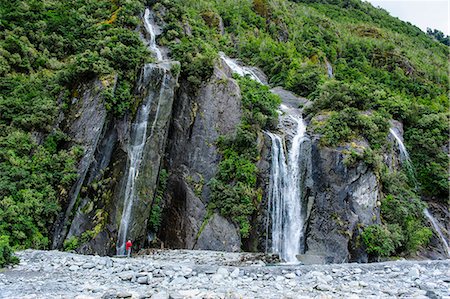 simsearch:841-06805384,k - Huge waterfall on the bottom of Franz-Joseph Glacier, Westland Tai Poutini National Park, Southern Alps, UNESCO World Heritage Site, South Island, New Zealand, Pacific Photographie de stock - Rights-Managed, Code: 841-07782846