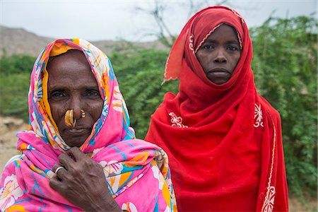 simsearch:841-02945927,k - Portrait of two Eritrean Bedouin women in the lowlands of Eritrea, Africa Foto de stock - Con derechos protegidos, Código: 841-07782910