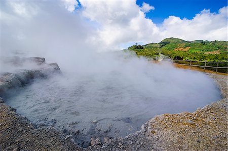 Smoking Sikidang Crater, Dieng Plateau, Java, Indonesia, Southeast Asia, Asia Photographie de stock - Rights-Managed, Code: 841-07782969