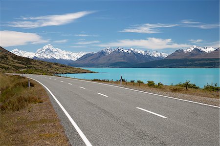 Mount Cook and Lake Pukaki with empty Mount Cook Road, Mount Cook National Park, UNESCO World Heritage Site, Canterbury region, South Island, New Zealand, Pacific Photographie de stock - Rights-Managed, Code: 841-07783073