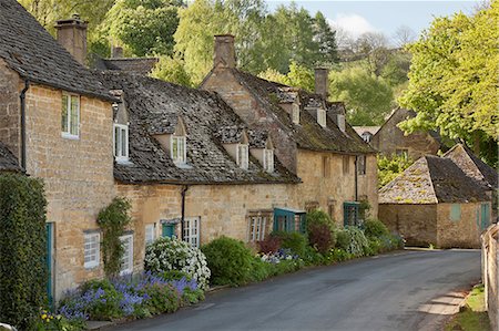 Cotswold stone cottages, Snowshill, Cotswolds, Gloucestershire, England, United Kingdom, Europe Photographie de stock - Rights-Managed, Code: 841-07783089