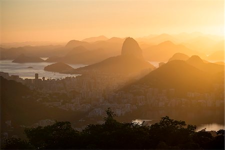 View from Chinese Vista at dawn, Rio de Janeiro, Brazil, South America Stockbilder - Lizenzpflichtiges, Bildnummer: 841-07783106