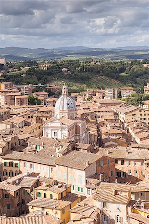 The view over the rooftops of Siena from Torre del Mangia, UNESCO World Heritage Site, Siena, Tuscany, Italy, Europe Photographie de stock - Rights-Managed, Code: 841-07783167