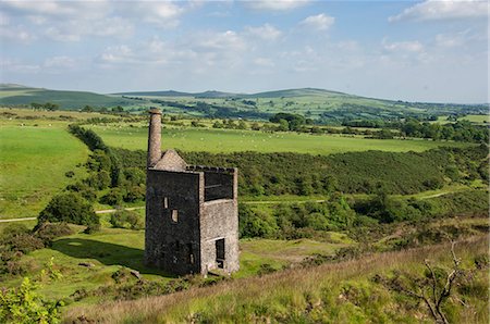 simsearch:841-08149661,k - Wheal Betsy winding House, a relic of mining on Dartmoor, Mary Tavy, Dartmoor National Park, Devon, England, United Kingdom, Europe Photographie de stock - Rights-Managed, Code: 841-07801581