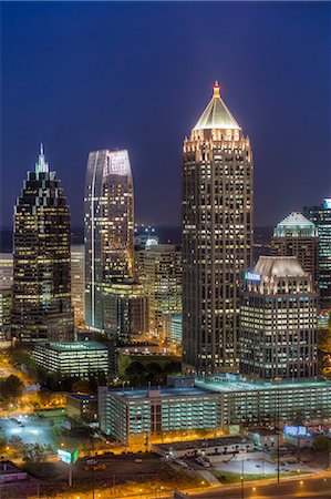 Elevated view over Interstate 85 passing the Atlanta skyline, Atlanta, Georgia, United States of America, North America Stock Photo - Rights-Managed, Code: 841-07801594