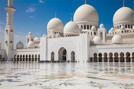 simsearch:841-07783019,k - Sheikh Zayed Grand Mosque, Abu Dhabi, United Arab Emirates, Middle East Photographie de stock - Rights-Managed, Code: 841-07813712
