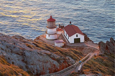 phare (bâtiment) - Historic Point Reyes Lighthouse, Point Reyes National Seashore, California, United States of America, North America Photographie de stock - Rights-Managed, Code: 841-07813737