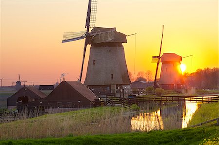 schermerhorn - Windmills at sunset, Schermerhorn, North Holland, Netherlands, Europe Foto de stock - Con derechos protegidos, Código: 841-07813751